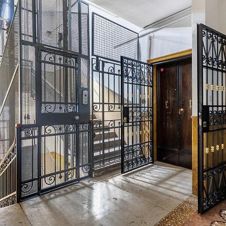 Irnerio Apartments By Wonderful Italy 볼로냐 외부 사진