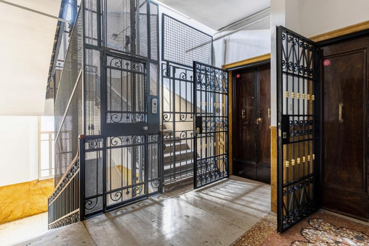 Irnerio Apartments By Wonderful Italy 볼로냐 외부 사진
